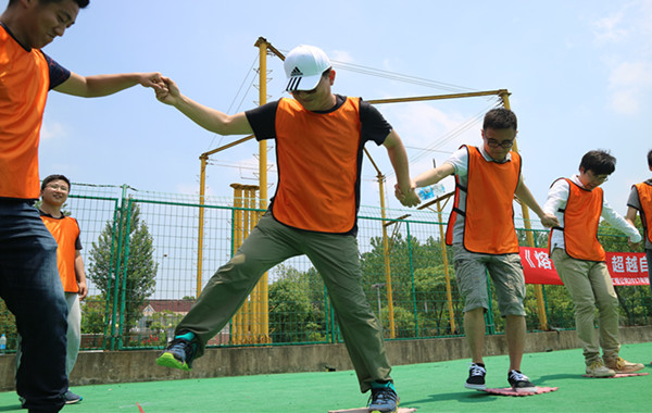 4、2017.6.17上海安装集团第三工程公司拓展“荒岛求生”.jpg