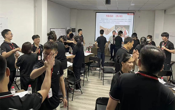 郭敬峰老師授課《陽光心態(tài)與職業(yè)素養(yǎng)》新聞圖�?.jpg