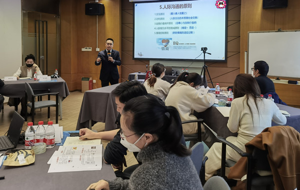郭敬峰老師授課某醫(yī)療印刷器??上海)有限公司《跨部門溝通與團(tuán)隊協(xié)作》新聞圖??.jpg