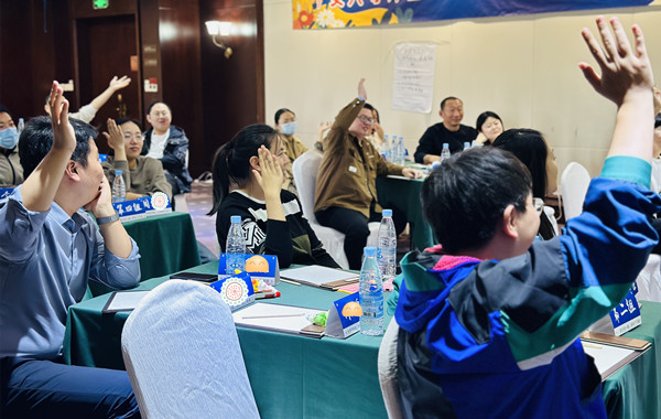 中国平安人寿保险股份有限公司许昌中心支公司《团队协作、凝聚力、执行力》图�?.jpg 中国平安人寿保险股份有限公司许昌中心支公司《团队协作、凝聚力、执行力》图�?.jpg