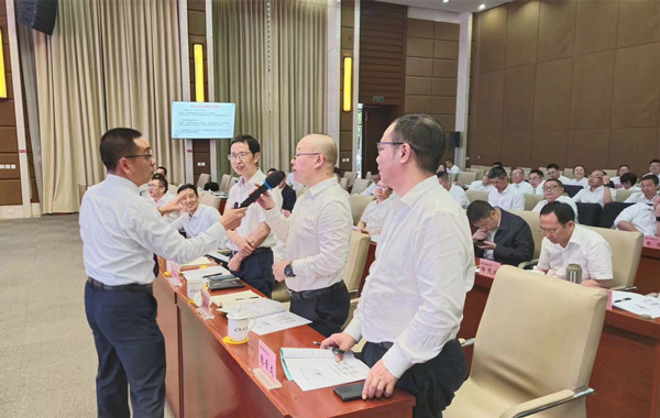 郭敬峰老师授课中铁二局集团有限公司《NLP情绪与压力管理》照�?.jpg