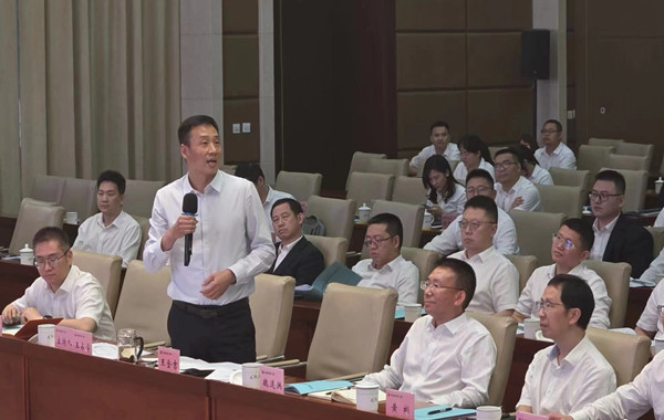 郭敬峰老师授课中铁二局集团有限公司《NLP情绪与压力管理》照�?.jpg